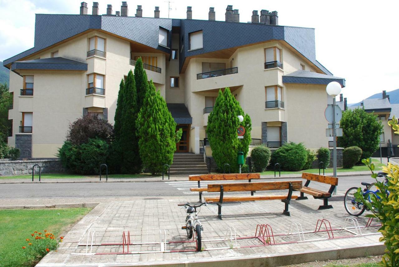 Atico En Biescas Con Piscina, Tenis Y Barbacoa Exterior foto
